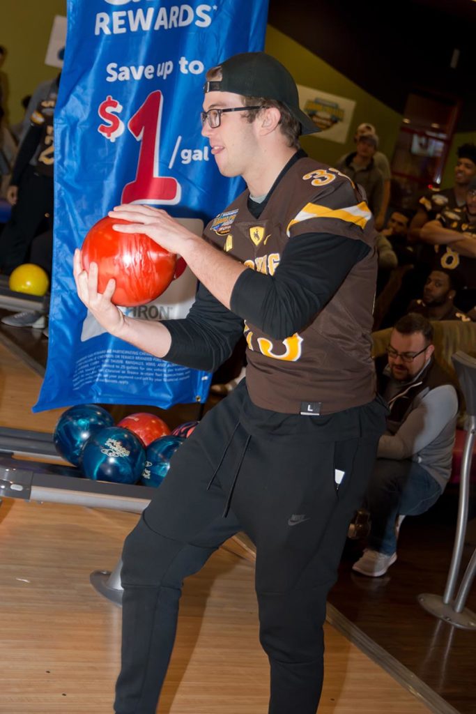 2017 - Bowl for Charity - Photo 003