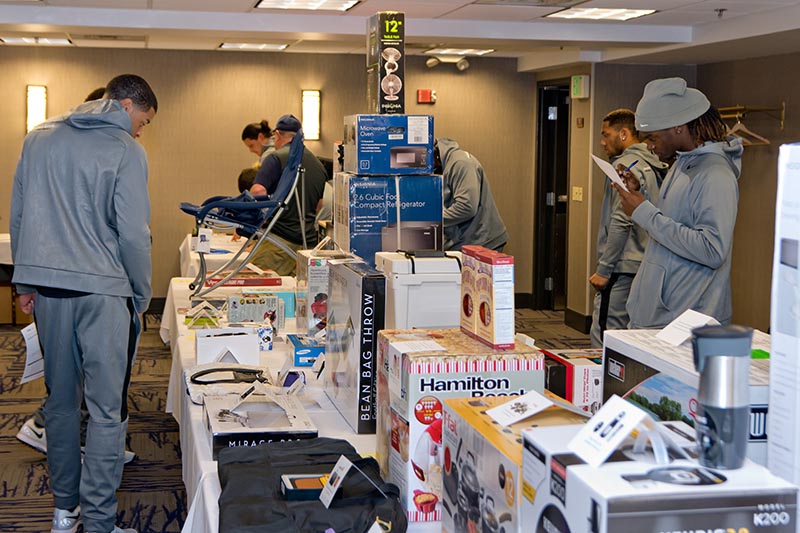 2015 - Utah State Gift Suite - Photo 006