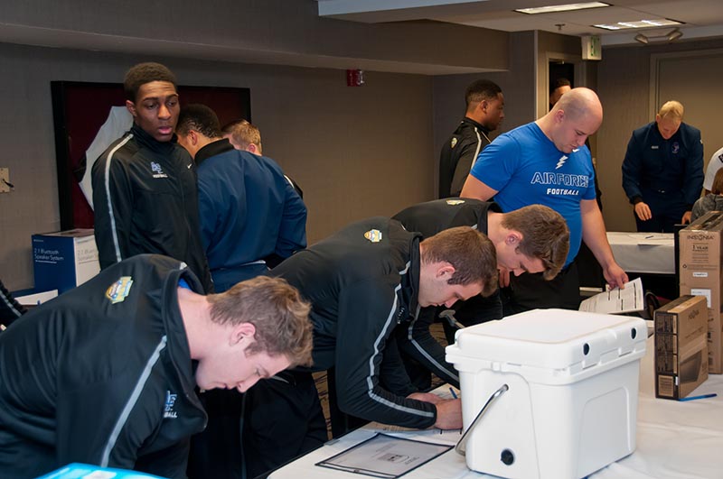 2014 - Air Force Gift Suite & Dinner - Photo 006