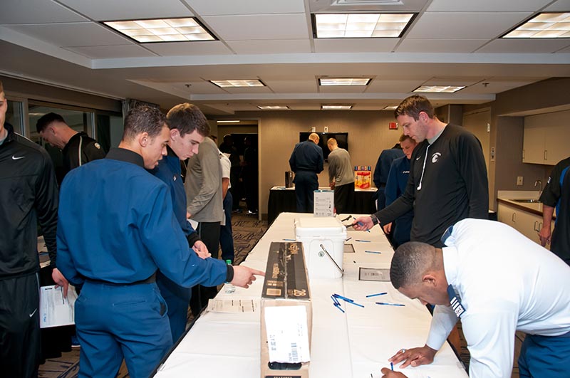 2014 - Air Force Gift Suite & Dinner - Photo 009