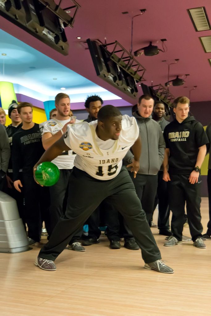 2016 - Bowl For Charity - Photo 005